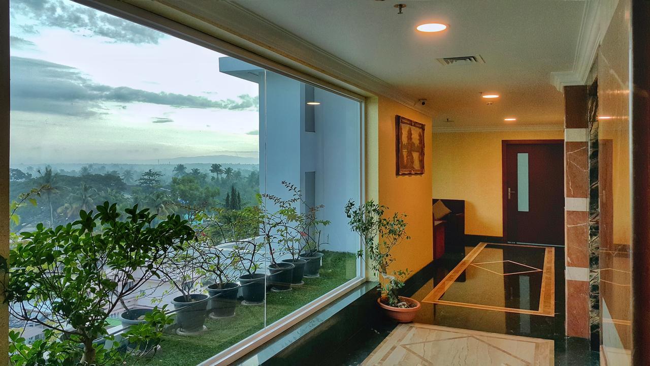 Seashore Residency Kodungallur Exterior photo